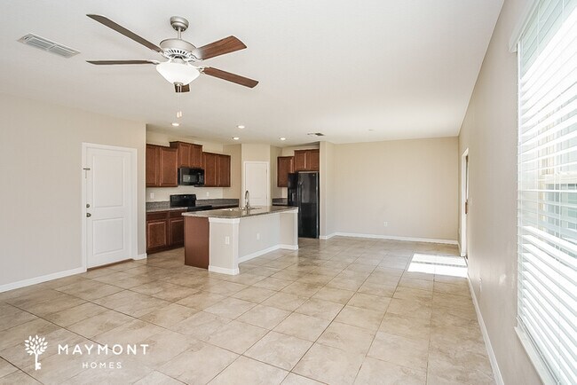 Building Photo - 10251 Boggy Moss Dr