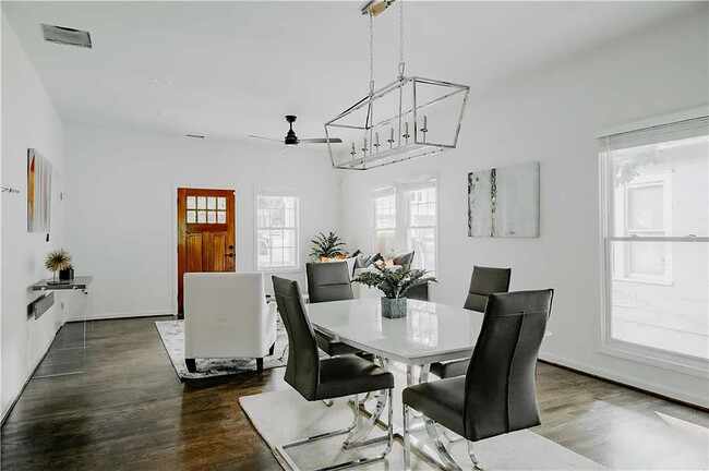 Dining Room - 1070 White Oak Ave SW