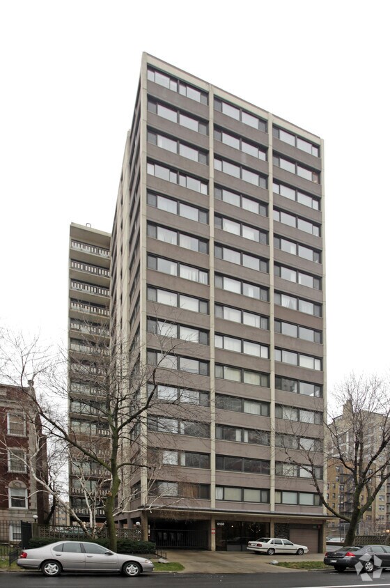 Primary Photo - Brandon Shores Condominiums