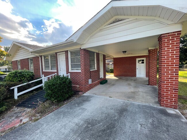 Building Photo - 5057 Wrightsville Ave