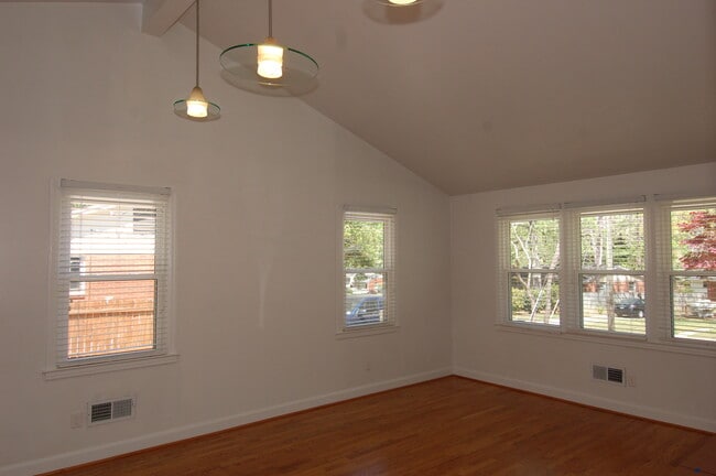 Building Photo - 3129 Ward Rd