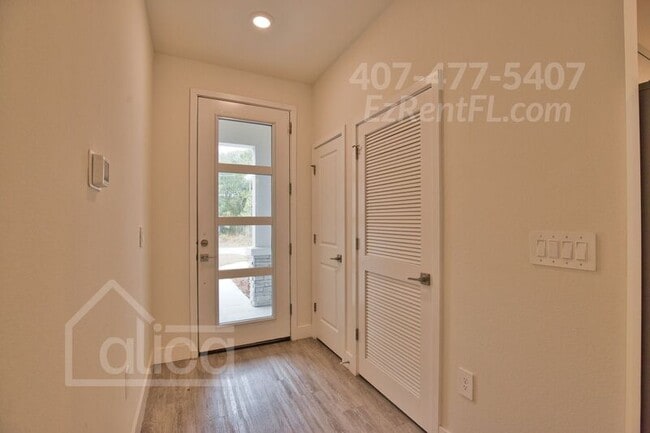 Building Photo - 5164 Tolson St