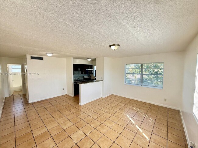 Foto del edificio - 8262 NE 1st Ave