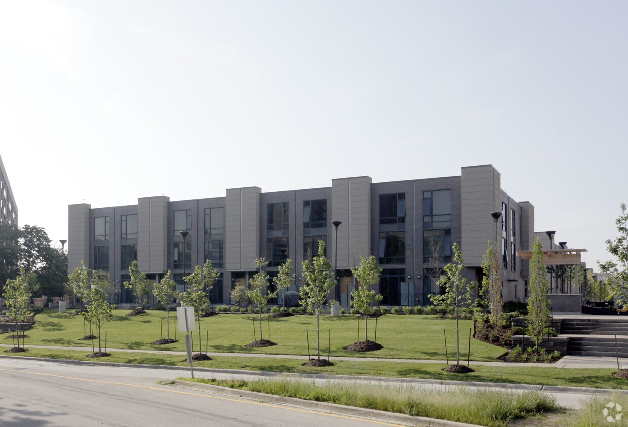 Building Photo - Thunderbird at Valhalla Condominium