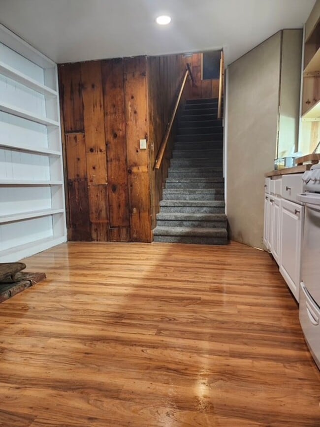 Foto del edificio - One Bedroom , one bath apartment for rent