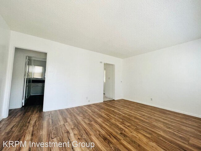 Building Photo - 2 br, 2 bath House - 8785 Hoffman St.