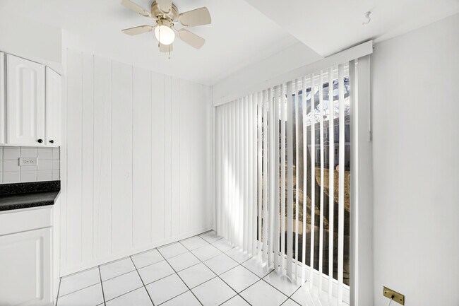 Foto del edificio - 1242 Nova Ct