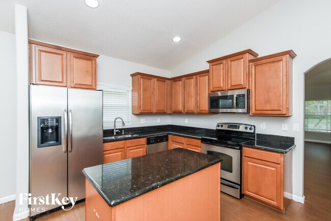 Building Photo - 127 Broyles Dr