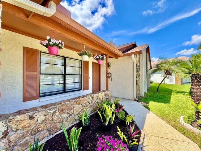 Building Photo - 1603 Southcrest Ct