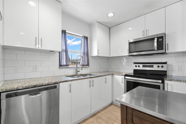 Foto del edificio - 3001 Fairfield Ave S