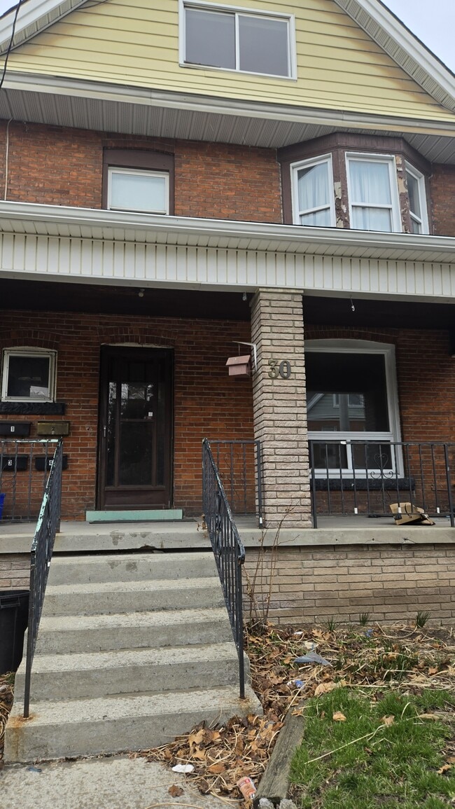 Building Photo - 30 Arthur Ave S