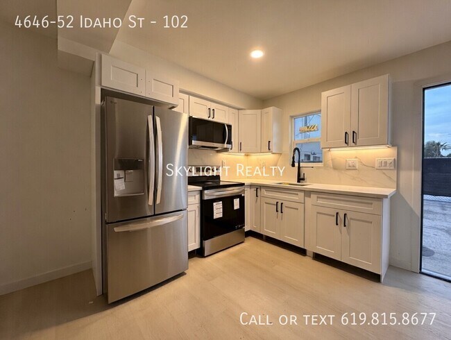 Foto del edificio - 4646-52 Idaho St