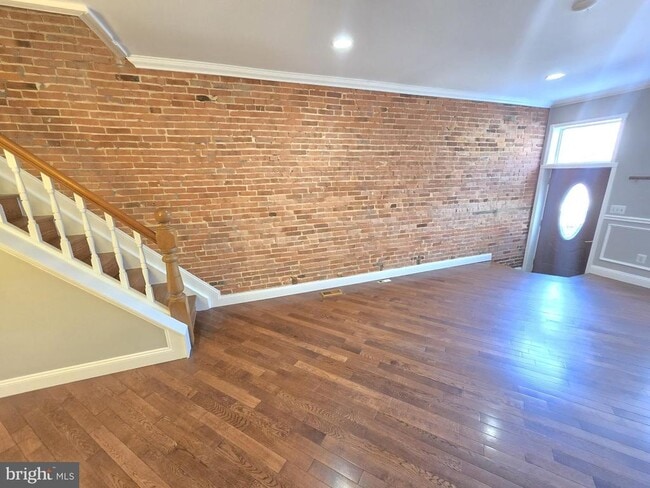 Building Photo - 112 N Luzerne Ave