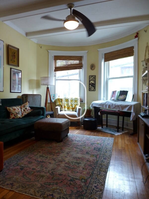Building Photo - 108 Fuller St