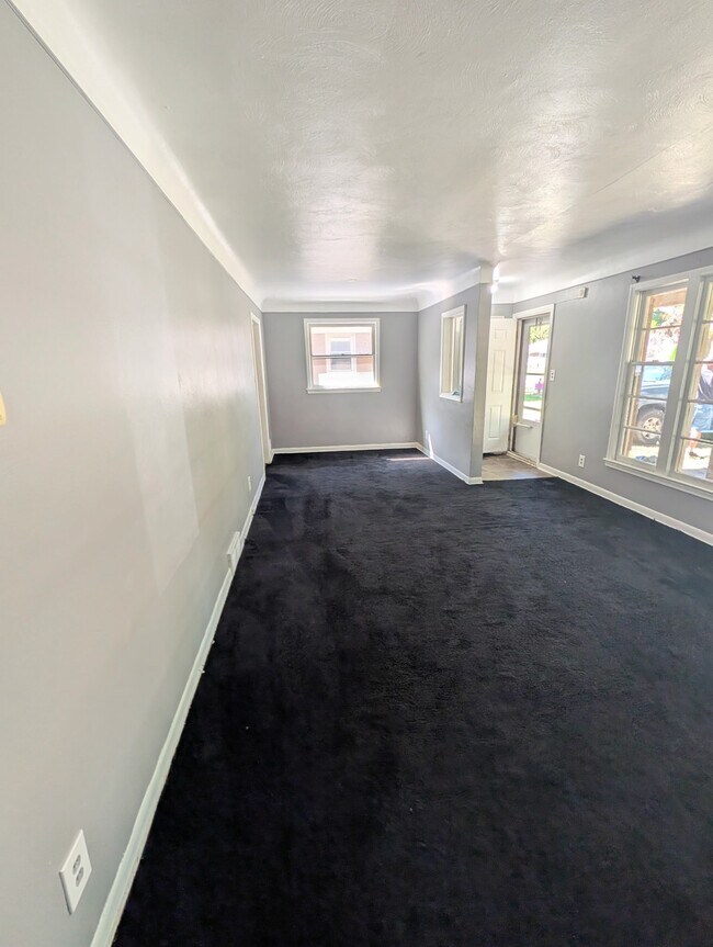 Foto del edificio - 3017 Menominee Ave