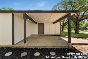 Foto del edificio - 4119 Tamarak Dr