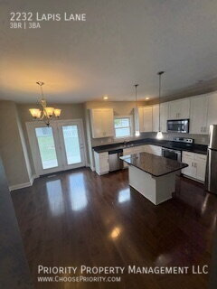 Building Photo - 2232 Lapis Ln
