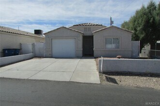 Building Photo - 432 Harbor Dr
