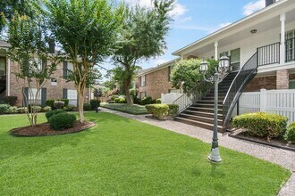 Building Photo - 14333 Memorial Dr