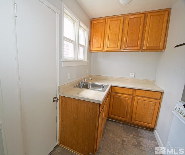 Foto del edificio - 638 Moran St