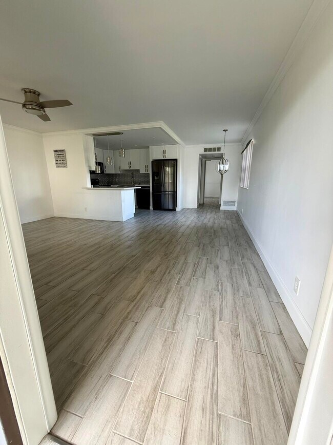 Foto del edificio - 675 Brittany Park