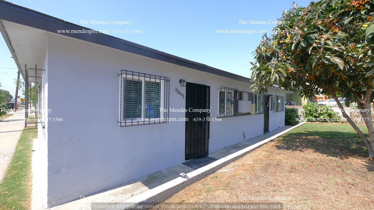 Primary Photo - 3893 Superior St