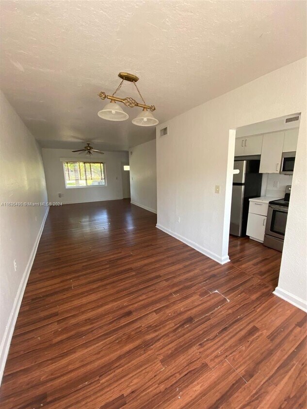Foto principal - 220 NW 85th Street Rd