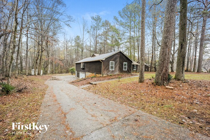 Primary Photo - 137 Carrollwood Dr