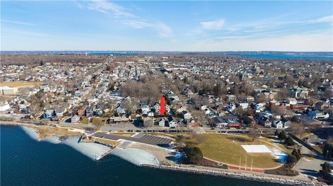 Foto del edificio - 484 Thames St