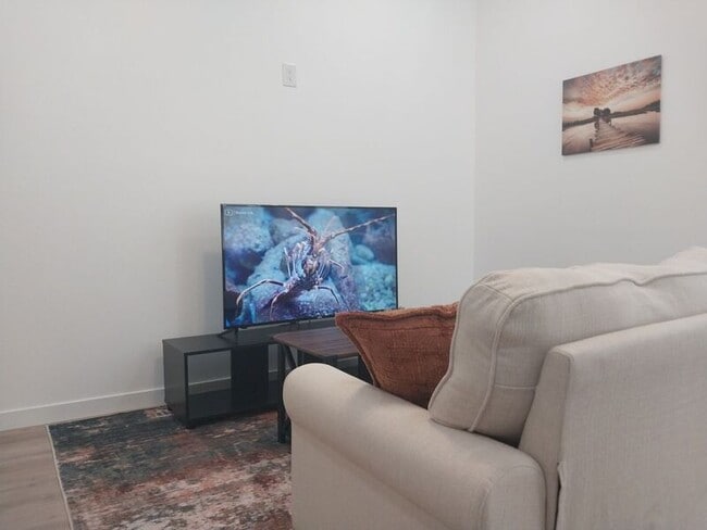 Foto del edificio - 720 Pritchett Ln
