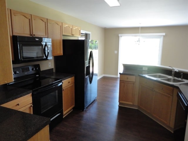 Building Photo - 11227 Walland Ln