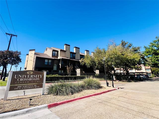 Foto principal - 5757 E University Blvd