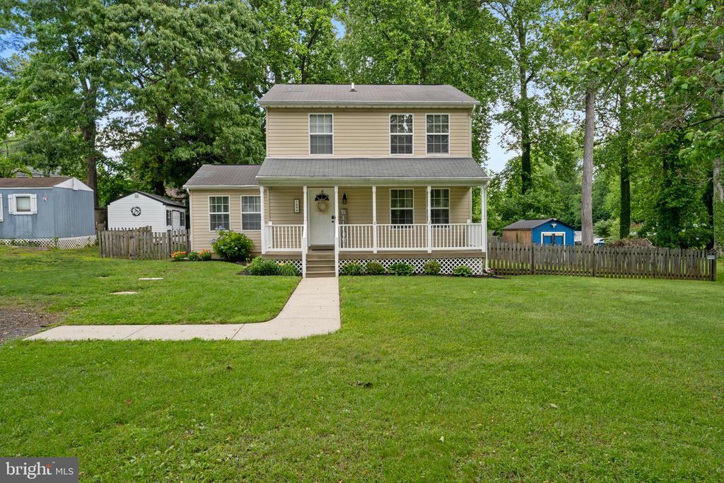 Primary Photo - 1544 Avenue C