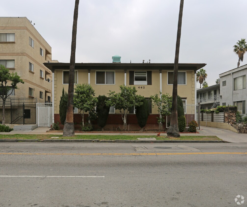 442 S Normandie Ave, Los Angeles, CA 90020 Apartments in Los Angeles