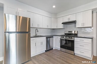 Building Photo - 35 Euclid Ave