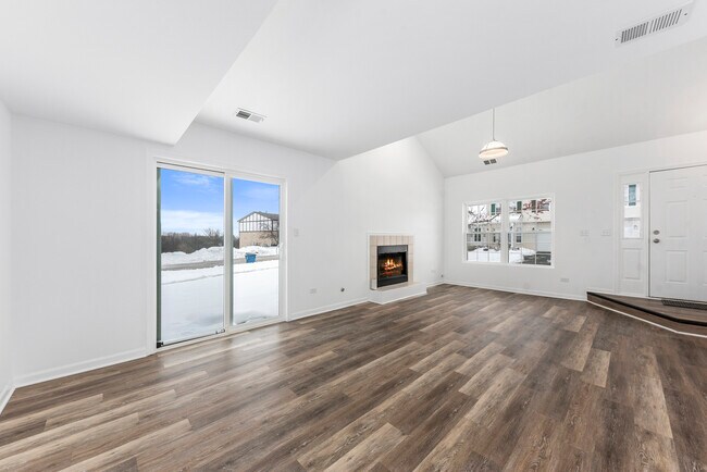 Building Photo - 1420 Berta Dr