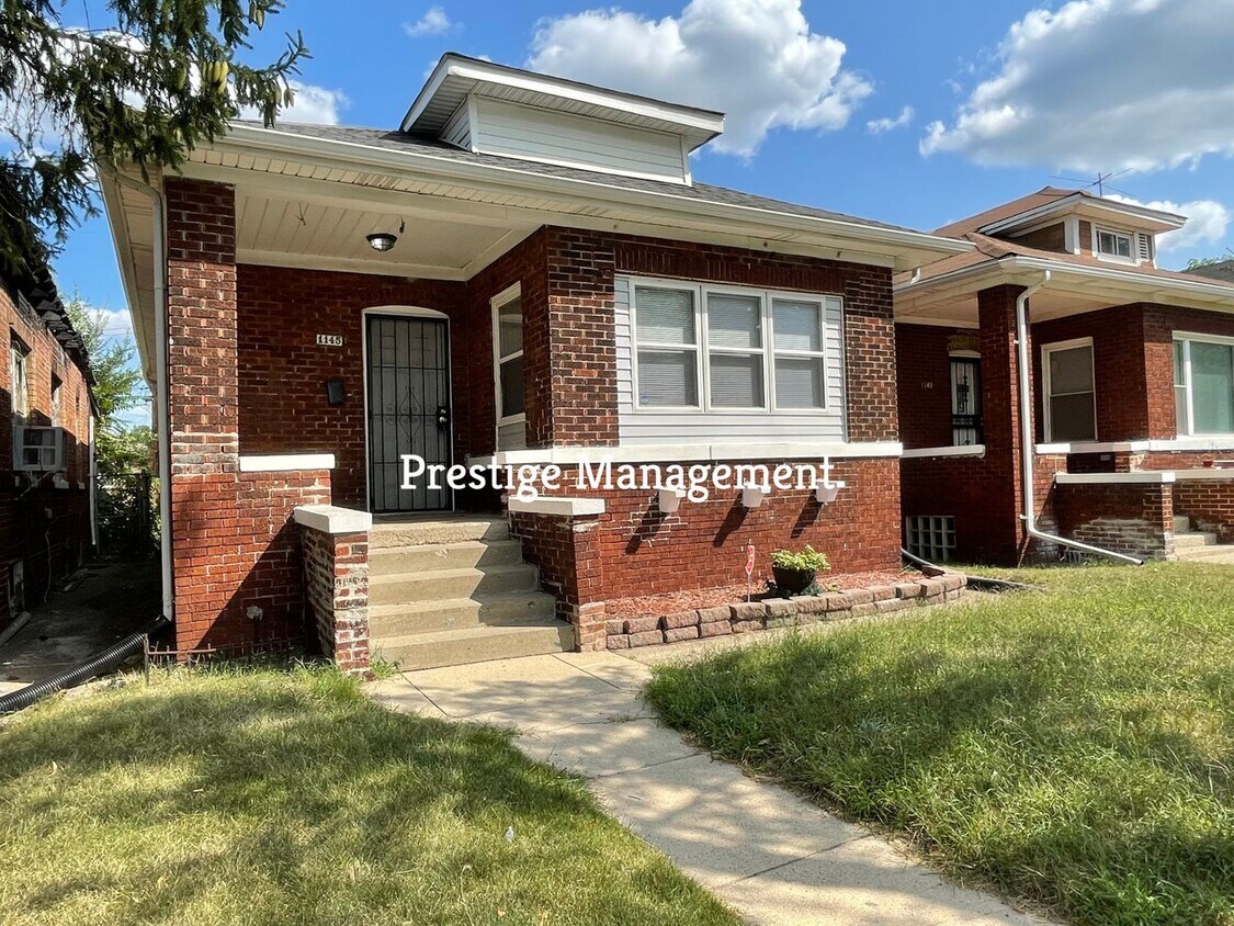 Foto principal - 3 Bed Home Available NOW