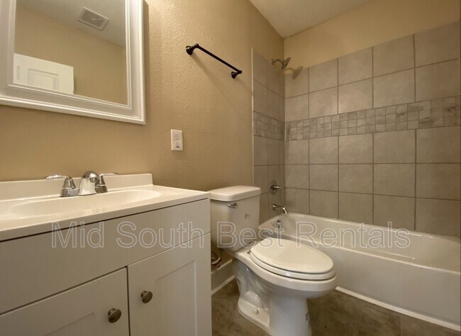 Foto del edificio - 914 W 23rd St