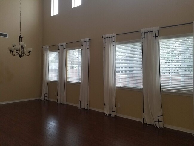 Foto del edificio - 31961 Whitetail Ln
