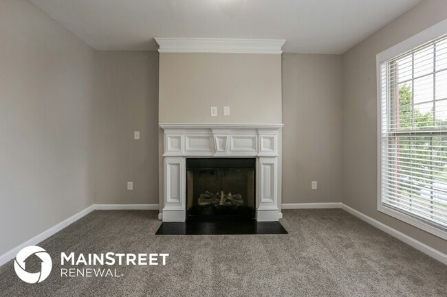 Building Photo - 2560 Brittany Park Ln