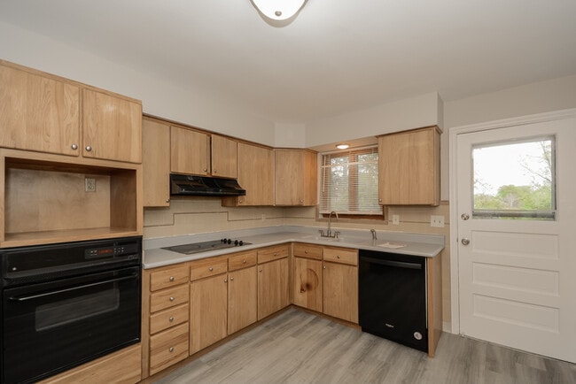 Foto del edificio - 610 Marview Terrace