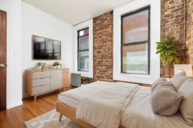 Foto del edificio - 303 Broome St