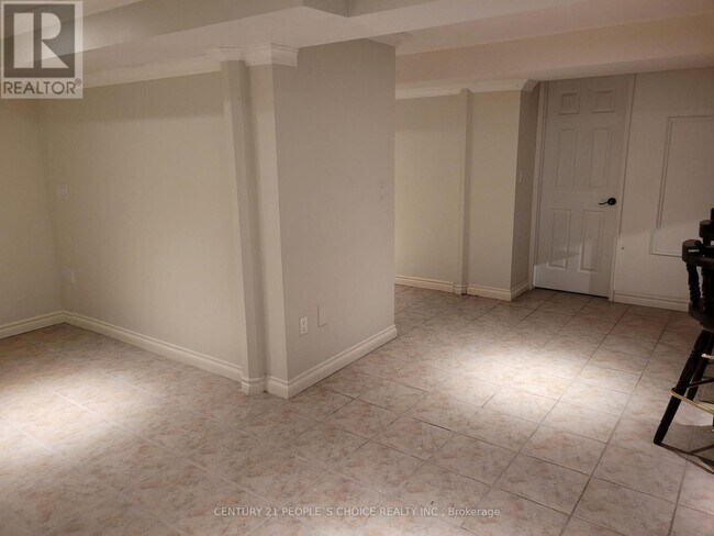 Photo du bâtiment - 2524 Banfield Rd