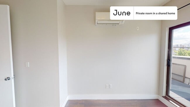Photo - Room in Shared 4 bed/2 bath home in Bedford-Stuyvesant