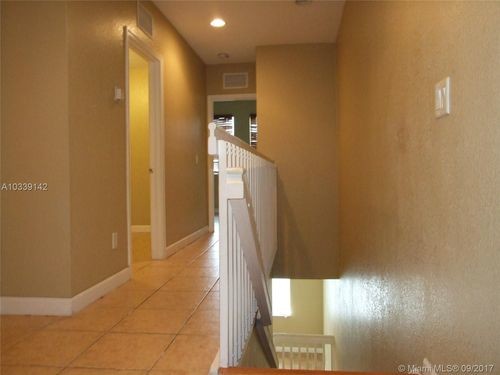 Building Photo - 3952 SW 157th Ave