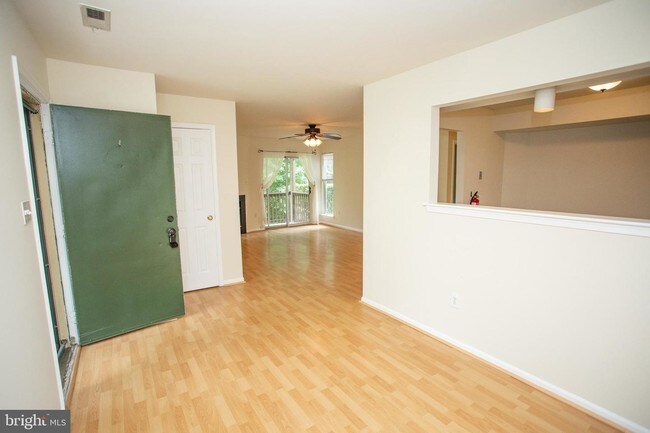 170 Woodlake Dr, Evesham Township, NJ 08053 - Apartment for Rent in