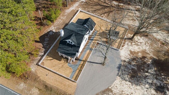 Building Photo - 1718 Ponderosa Rd