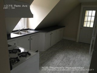 Building Photo - 1075 Park Ave