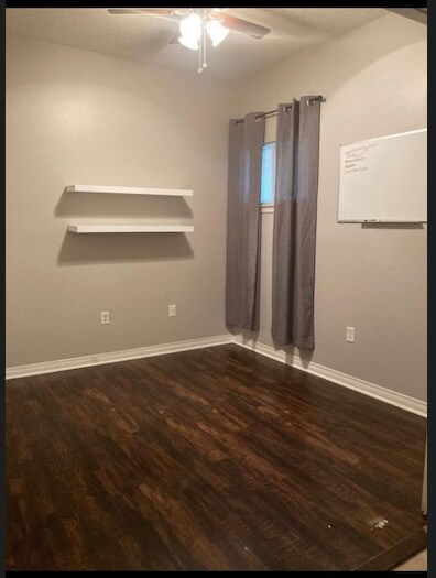 Foto del edificio - 5131 Butter Creek Ln