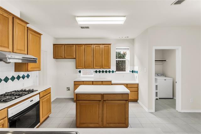Building Photo - 2429 Clear Field Dr